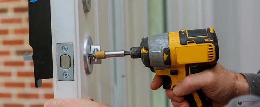 ADL-Install the door handle with a lock
